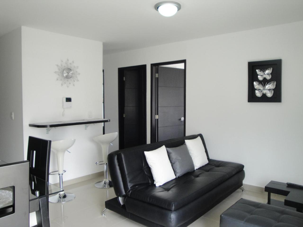 Santa Isabel Centro 401 Apartment Санта Роса де Кабал Екстериор снимка