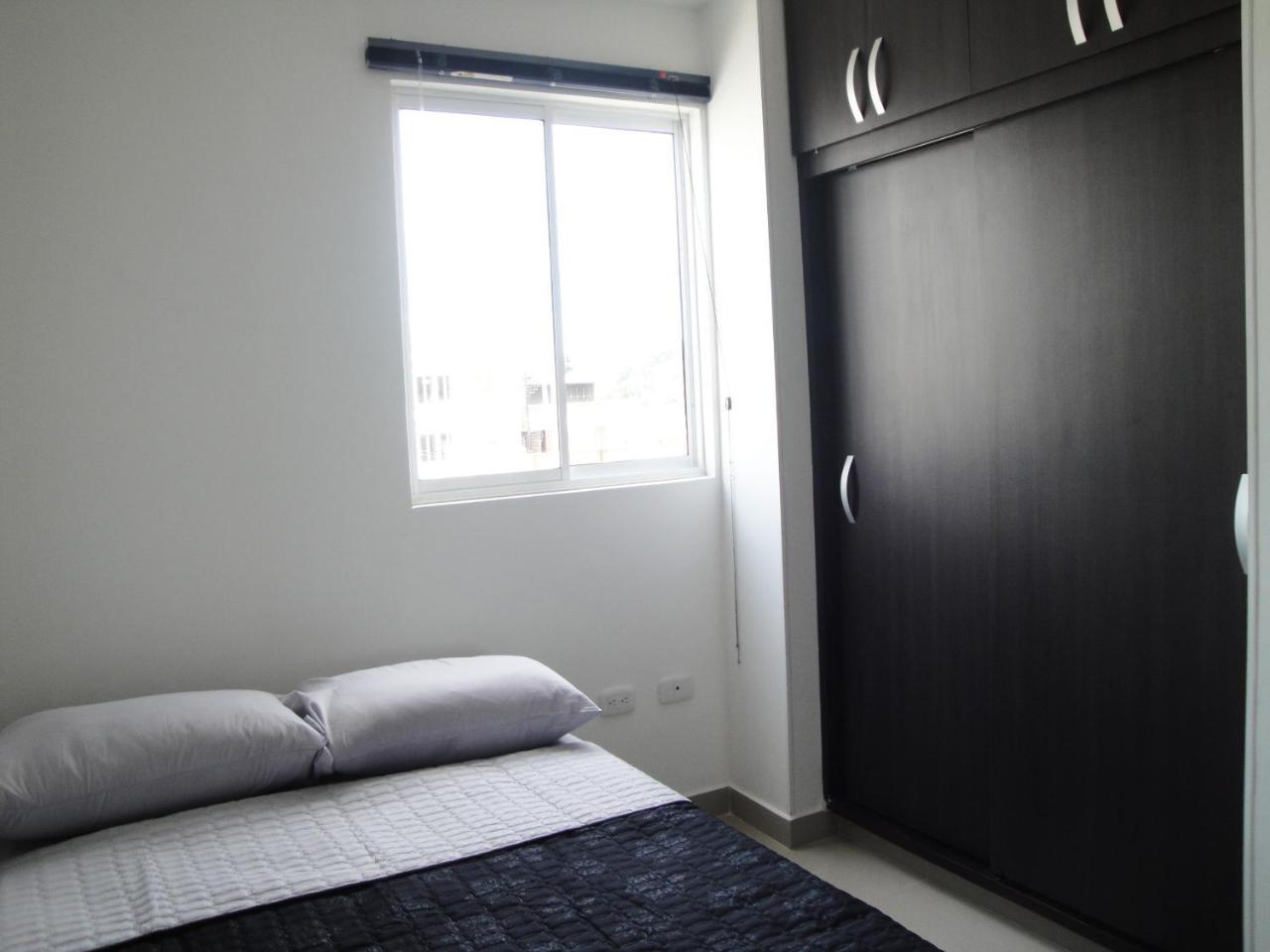 Santa Isabel Centro 401 Apartment Санта Роса де Кабал Екстериор снимка