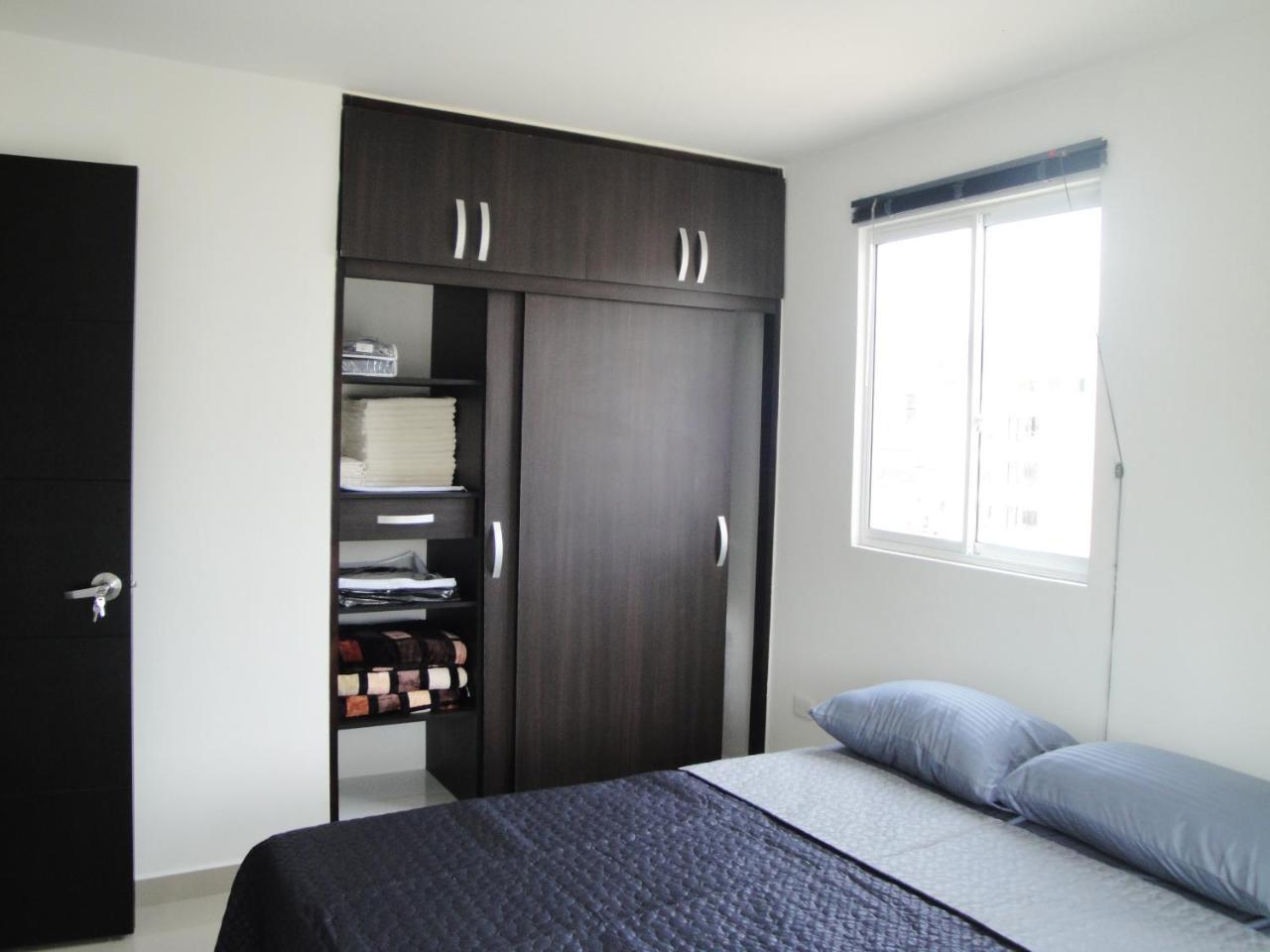 Santa Isabel Centro 401 Apartment Санта Роса де Кабал Екстериор снимка